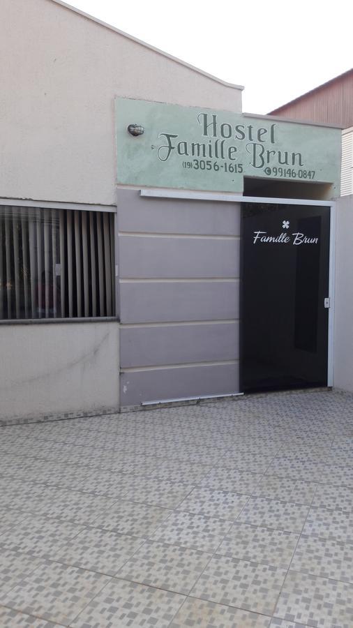 Hostel Famille Brun Trevo São João da Boa Vista Bagian luar foto