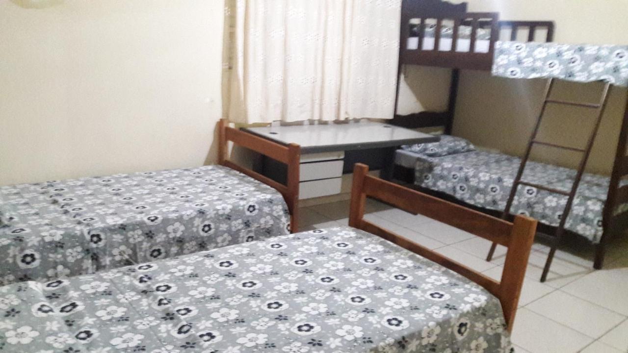 Hostel Famille Brun Trevo São João da Boa Vista Bagian luar foto