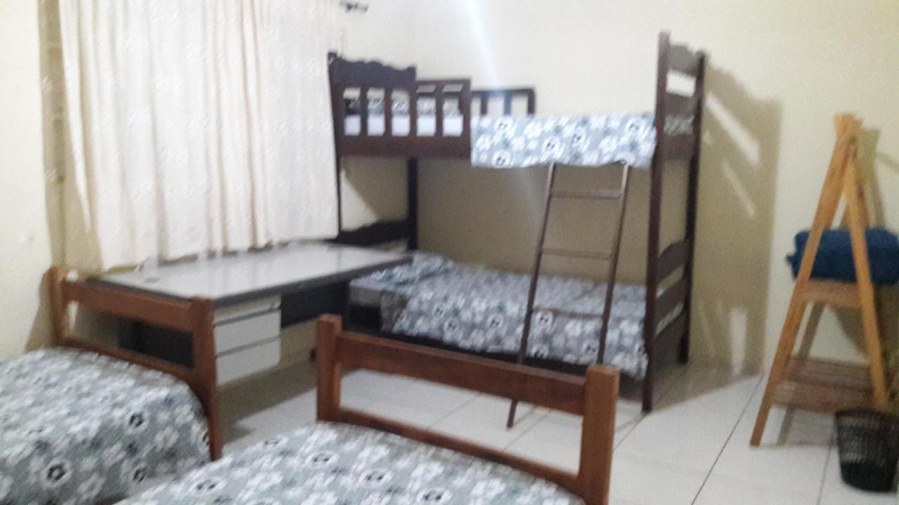 Hostel Famille Brun Trevo São João da Boa Vista Bagian luar foto