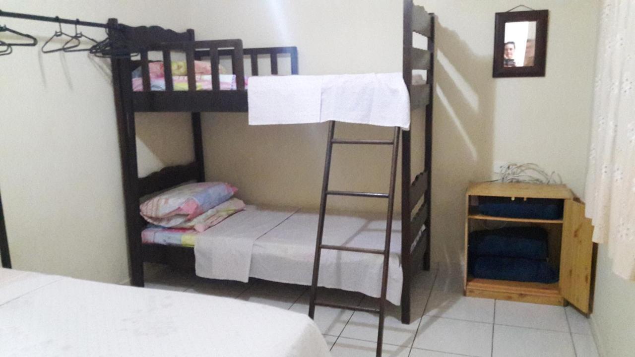 Hostel Famille Brun Trevo São João da Boa Vista Bagian luar foto